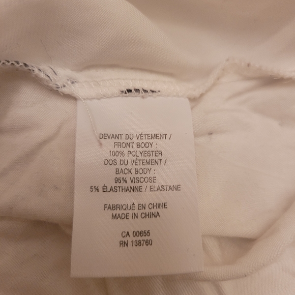 Reitmans satin style blouse, size L - Picture 9 of 10